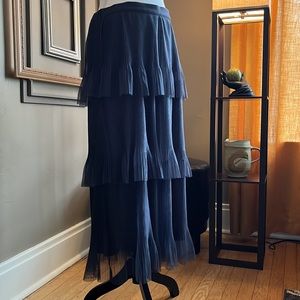 LC Lauren Conrad flowy layered skirt. Size M. Black. Lined. Ruffled.